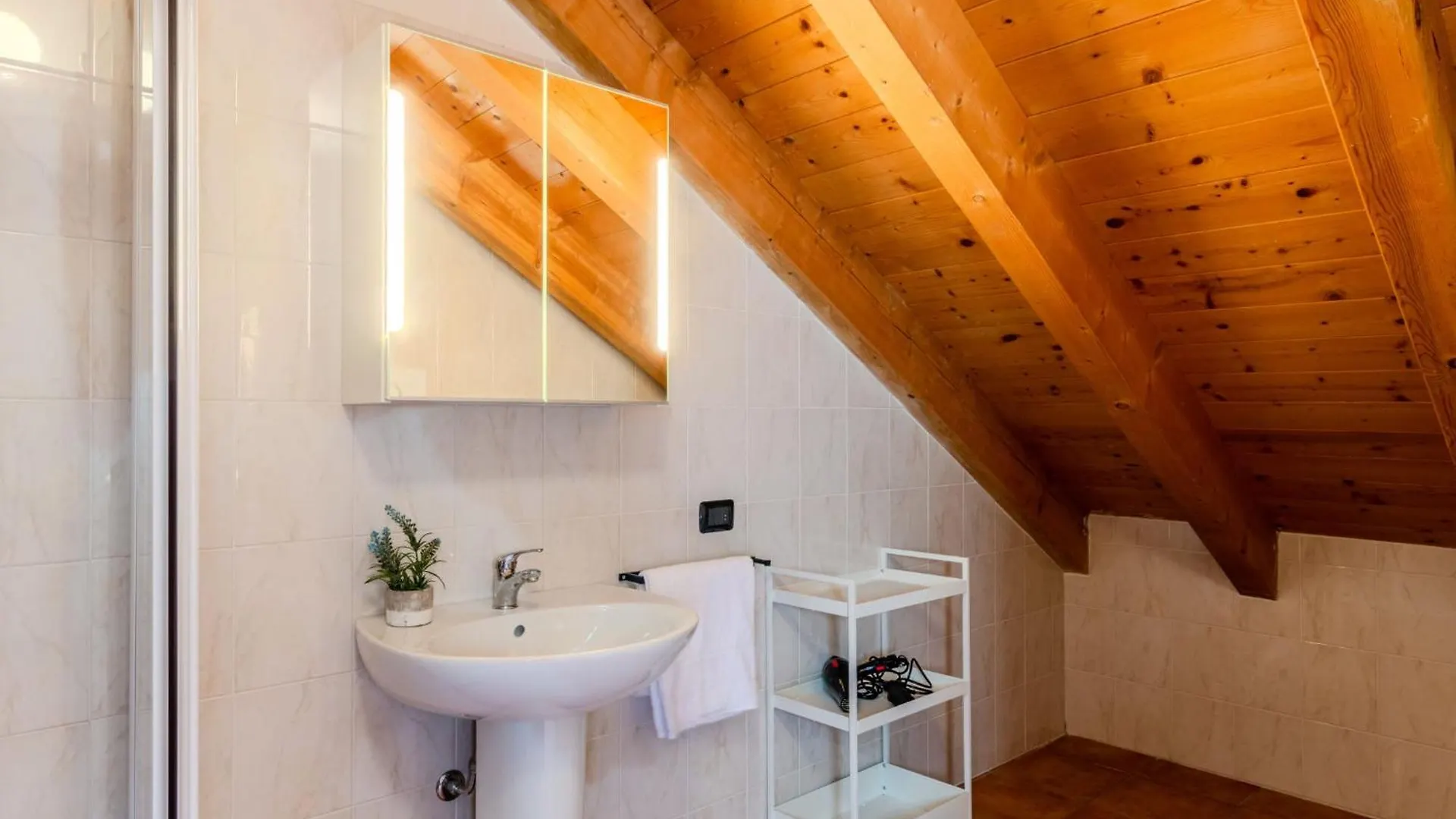 Apartment Piazza San Giuseppe-8 By Interhome Acquaseria